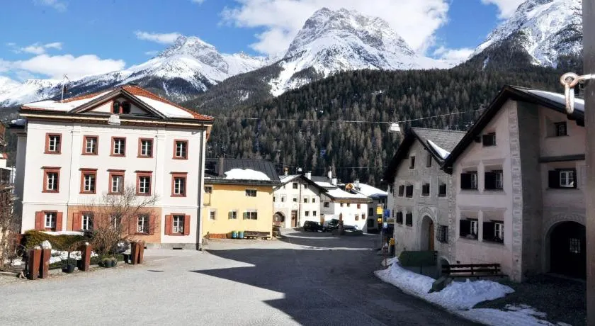 Questo appartamento di 3 1/2 locali si trova al 1 ° - Image 1