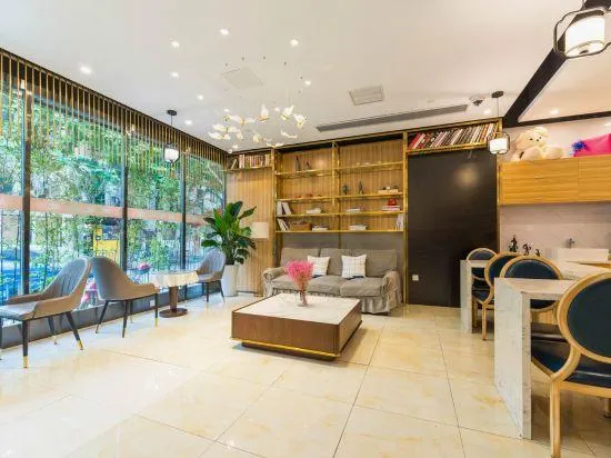 Longchen Holiday Hotel-close to Xintiandi and Huaihai Middle Road - Image 1
