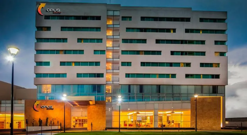 Hotel Opus Grand Toluca Aeropuerto - Image 1