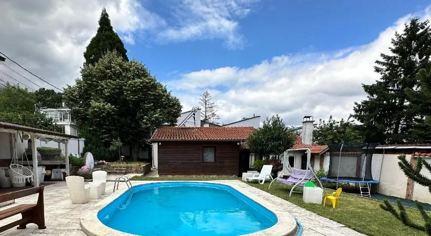 Lea Hause with swimming pool,Jacuzzi in Vitosha montain and free parking - Image 1