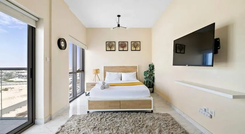 Chic Urban Escape at Studio MAG 422 - Image 1