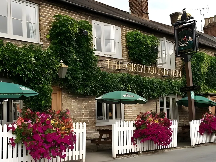 The Greyhound Inn  Aldbury - Image 1