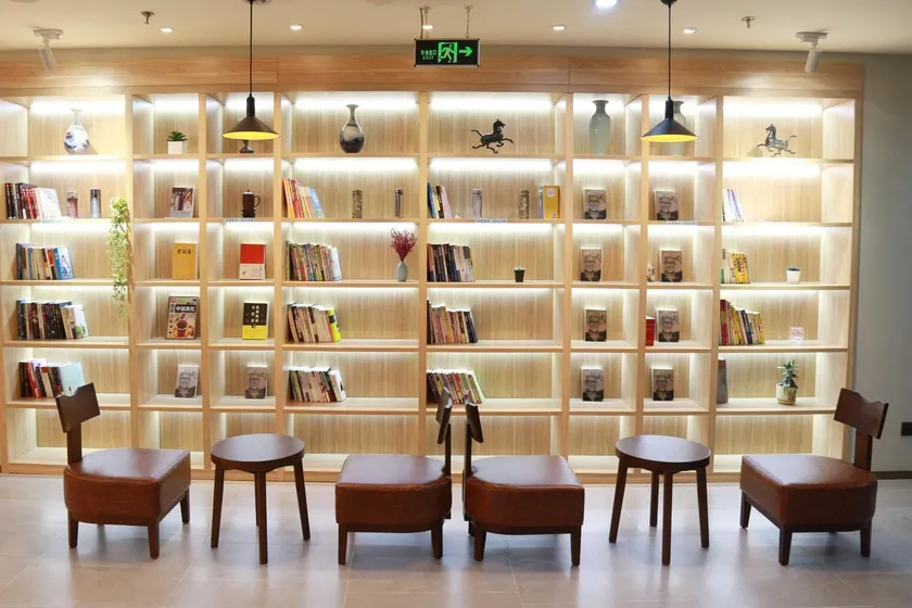Hanting Hotel Beijing Pinggu Shiji Square - Image 1