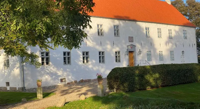Staarup Hovedgaard - Image 1