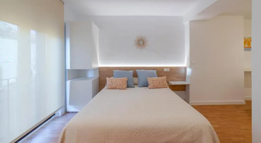 Apartamentos Turísticos Torres De Santiago - Image 1