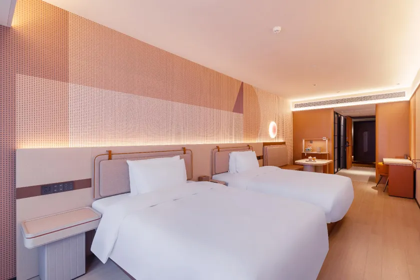 Orange Hotel Dongguan MixC Xiping Metro Station - Image 1