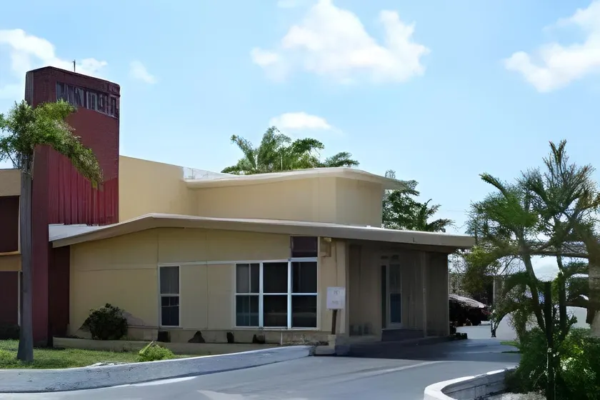 Travel Inn Fort Pierce - Image 1
