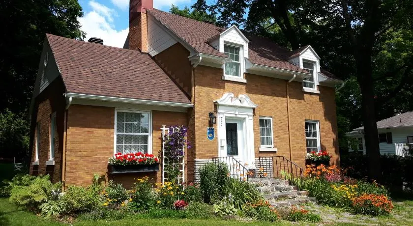 Gîte La Belle Aventure B&B - Image 1