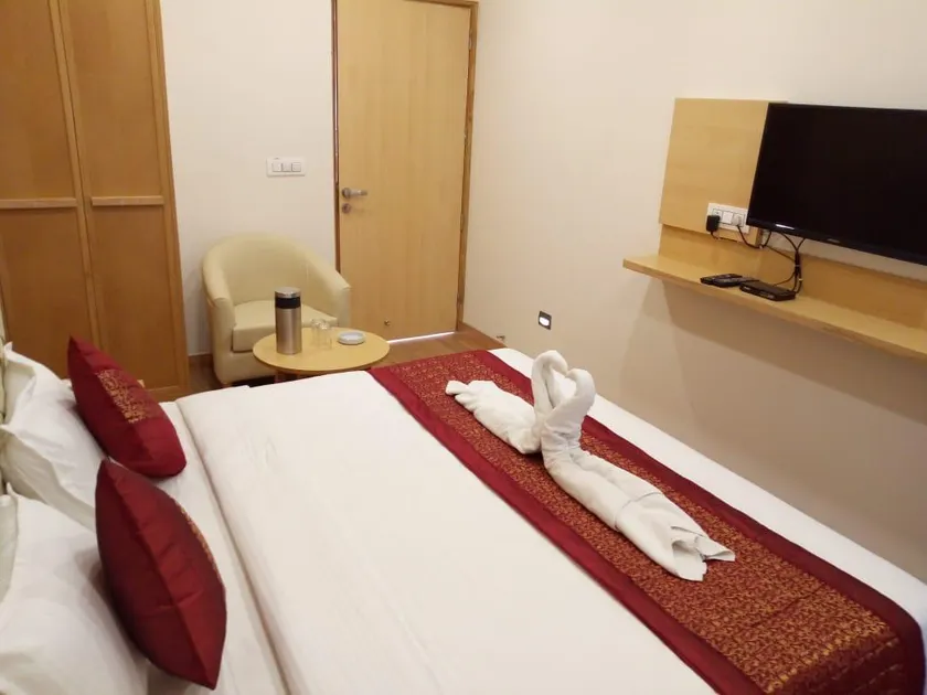 Hotel Aagman - Image 1