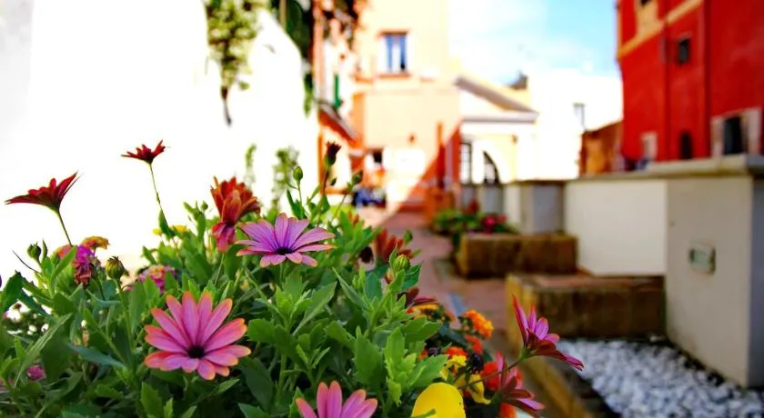 Il Borghetto Apartments & Rooms - Image 1