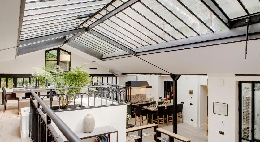 Paris Green House residence - Image 1