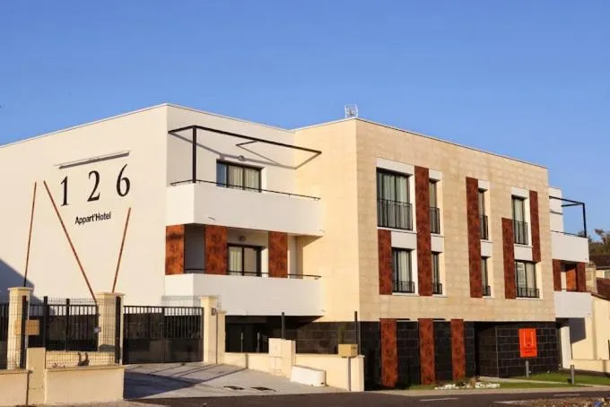 La Résidence 126, Appart'Hôtel - Image 1