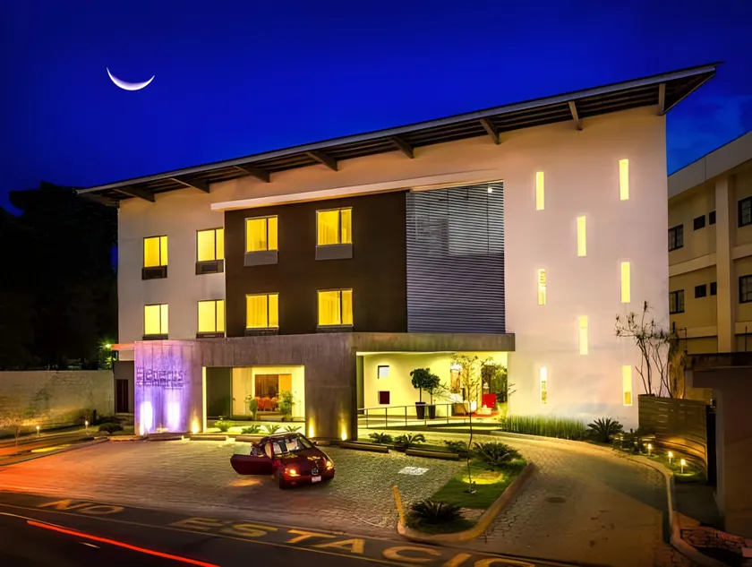 Elements Hotel Boutique - Image 1