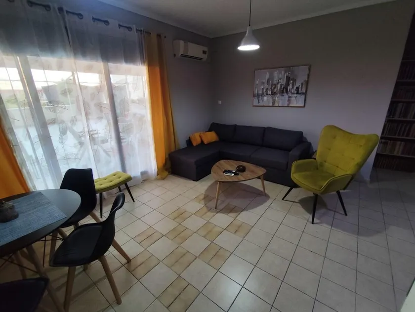 HUGE BALCONY apartment - Image 1