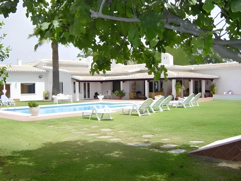 Hotel Malaga Picasso - Image 1