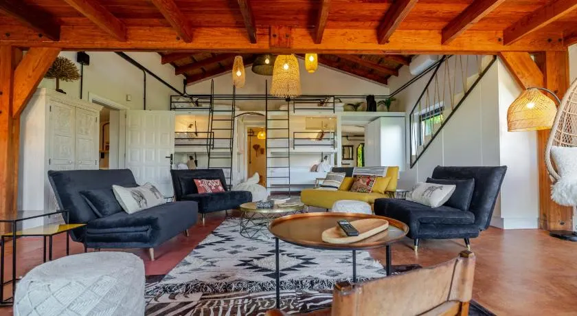 Karibu Lodge Boutique - Image 1