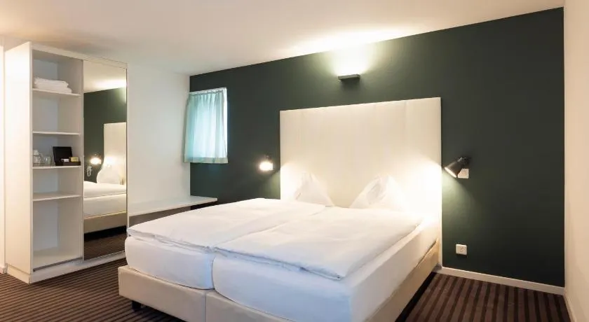 Self Check-In Hotel David 22 - Image 1