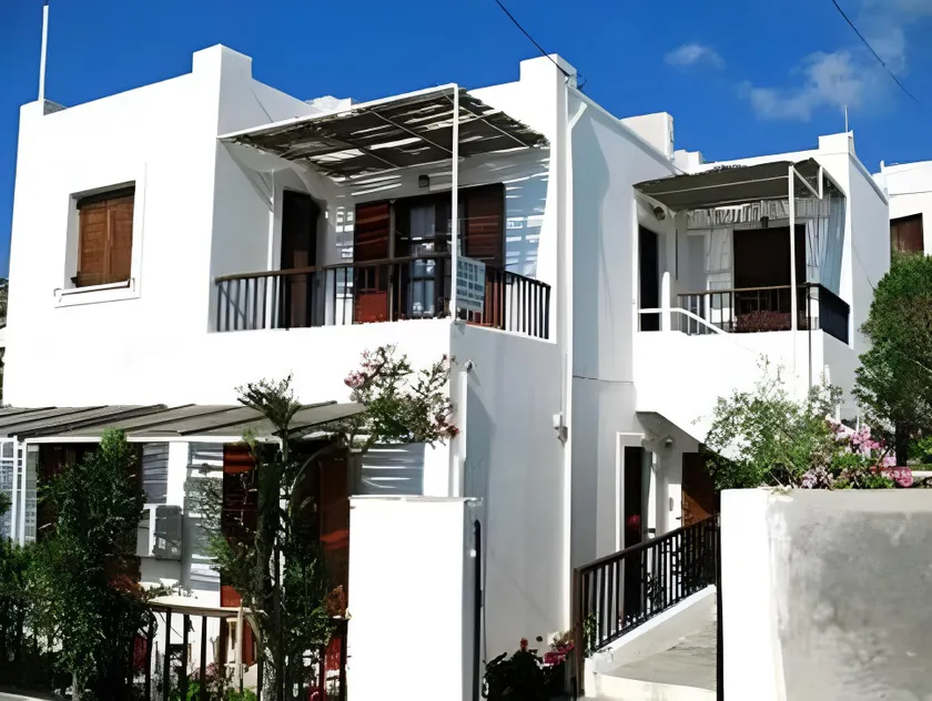 Petros Studios & Suites - Image 1