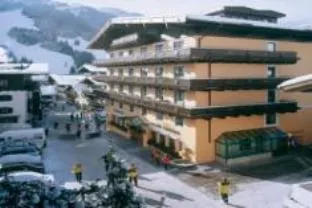 Hotel Neuhaus - Image 1