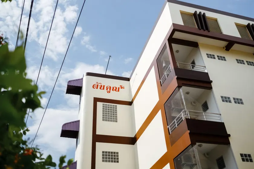 Tonkhoon Hotel - Image 1