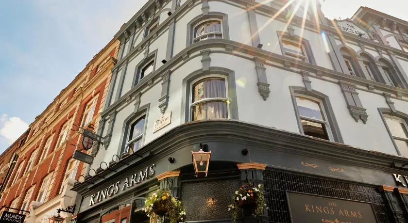 The Kings Arms Pub & Boutique Rooms - Image 1