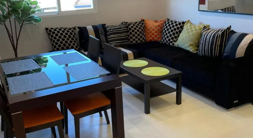 Apartamento a un paso del centro de Granada - Image 1