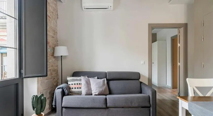 Bonaventura 4 Restored Apartment in Heart of City - Image 1