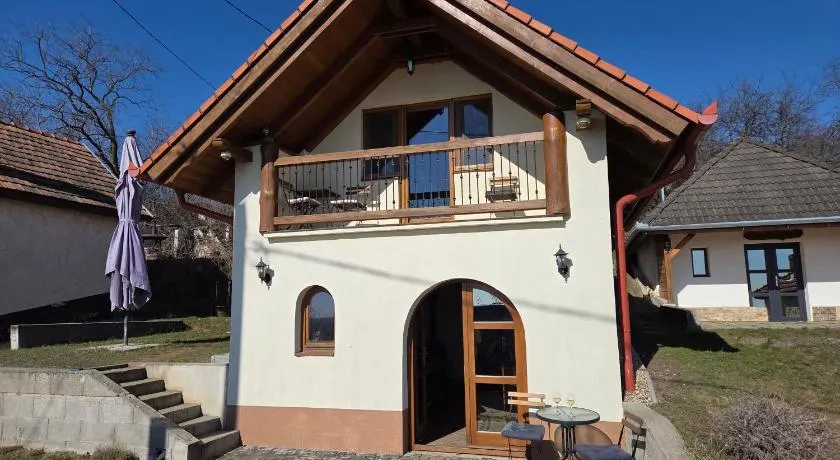 Bukovinszky Cantina - Image 1