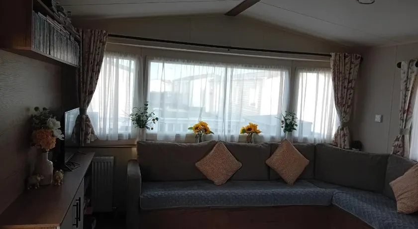 Caravan in Jaywick,Jaywick sand, Clacton-on-sea - Image 1