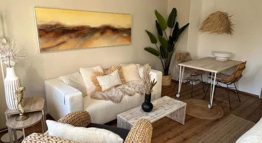 Beach Style Apartment - Image 1