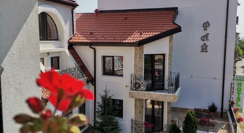 Family Hotel Rai - Image 1