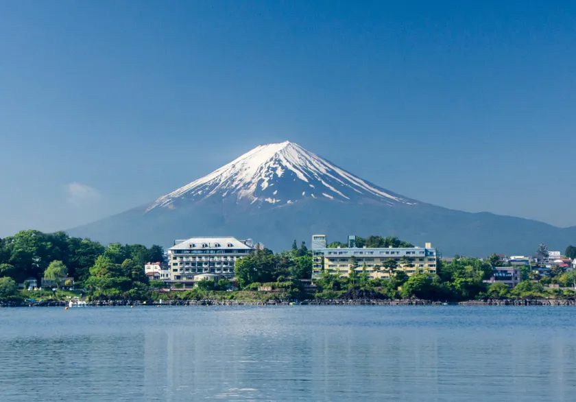 Fuji Lake Hotel - Image 1