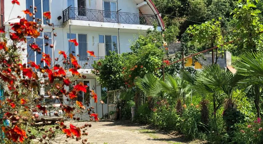 Sanni Guest House - Image 1
