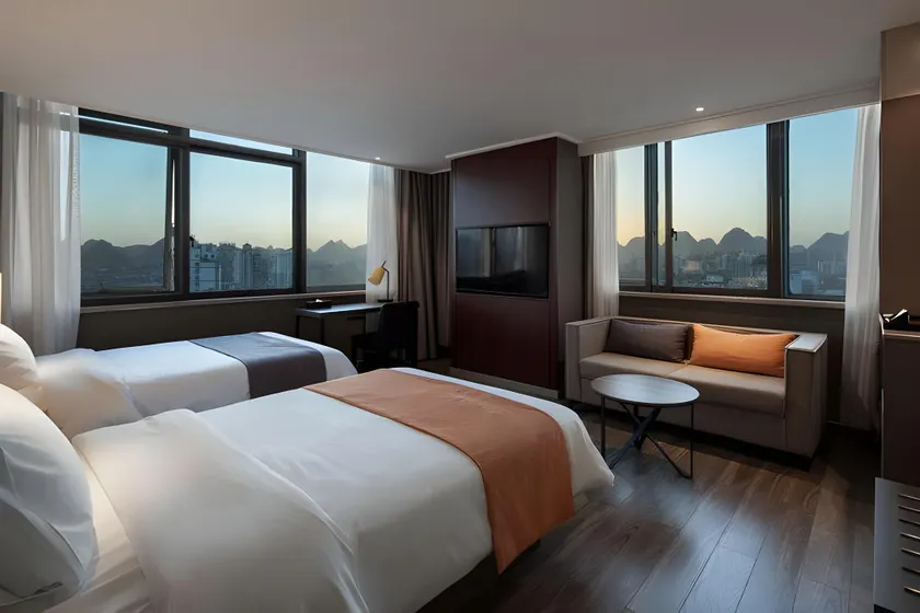 Home Inn Plus Guilin Railway Station Xiangbishan Park - Image 1