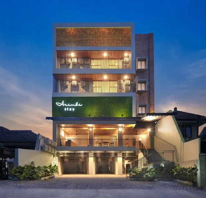 Arimbi stay surabaya - Image 1