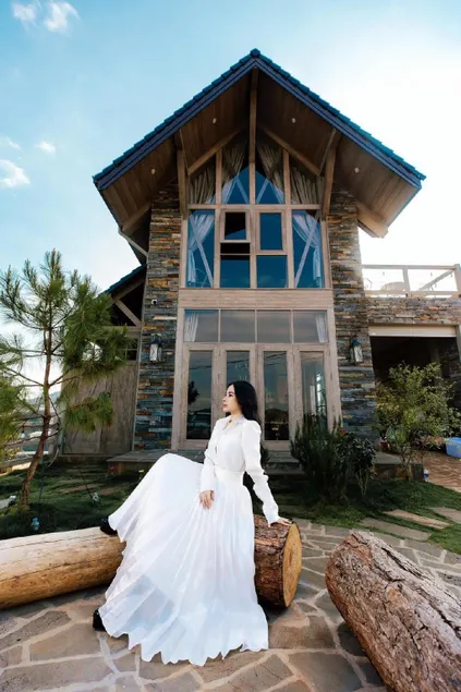 Villa Vip tại Đà Lạt view săn mây có hồ onsen - Image 1