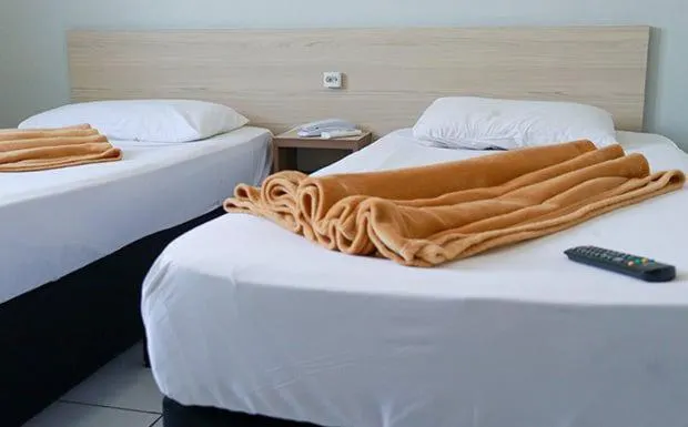 Hotel Renata Tubarão - Image 1