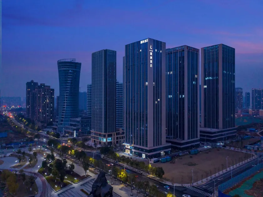 Lavande Hotel (Jiujiang Balihu Financial Center Branch) - Image 1