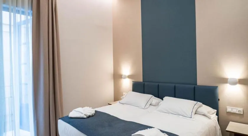 Hotel San Lorenzo Boutique Catedral - Image 1