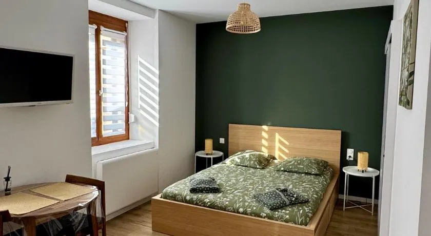 Une touche de vert - Image 1