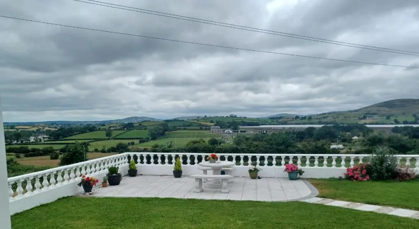 Loughview Retreat in the Mournes - Image 1