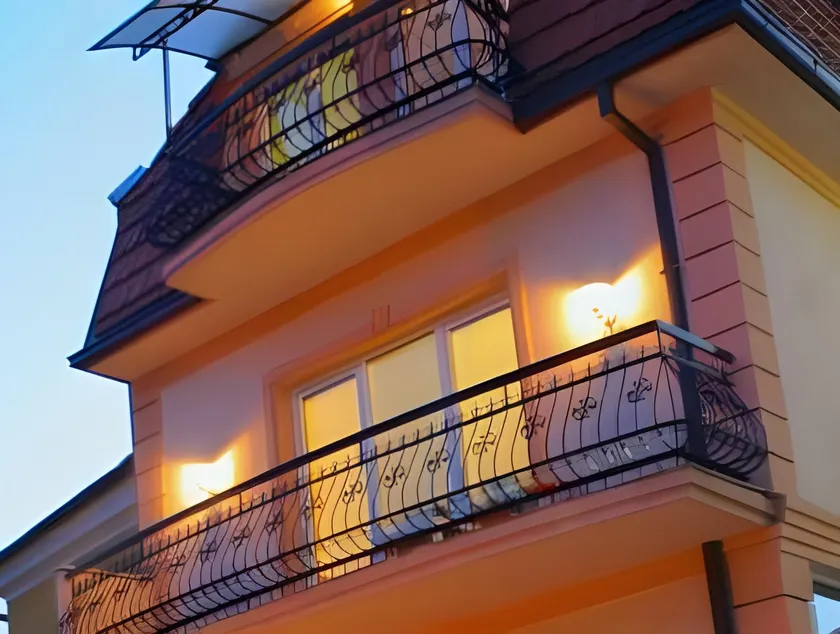 Goldy Hostel - Image 1
