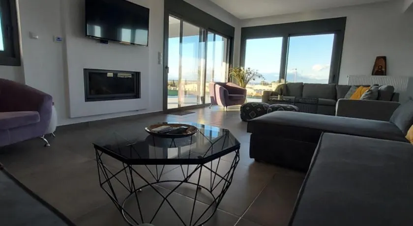 Maria Luxury Villa - Image 1