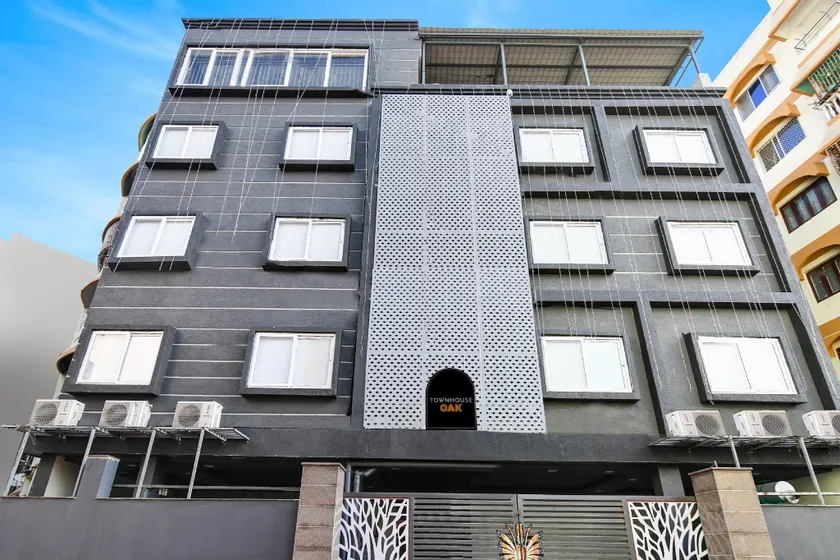 Super Townhouse Oak Sayhallo Ecstasy - Image 1