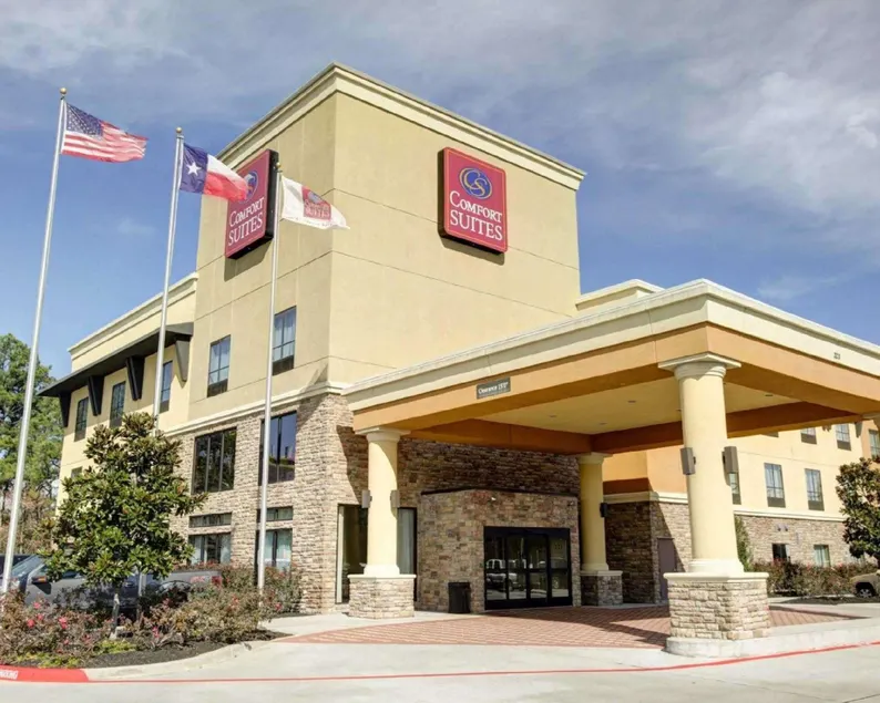 Comfort Suites Old Town Spring - Image 1