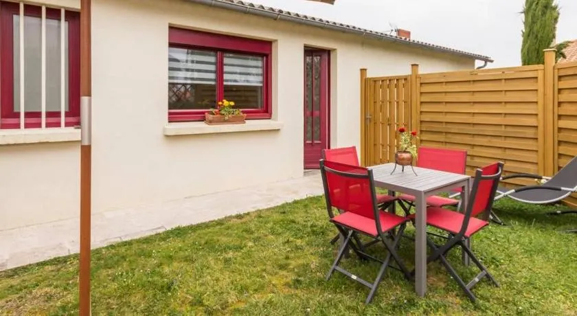 Gîte rénové avec terrasse et jardin à Clisson, proche gare, commerces, restaurants et vignoble nantais - FR-1-306-900 - Image 1