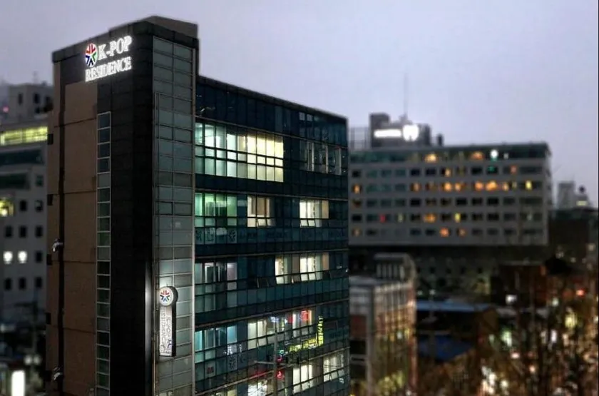 Hostel Kpop - Image 1