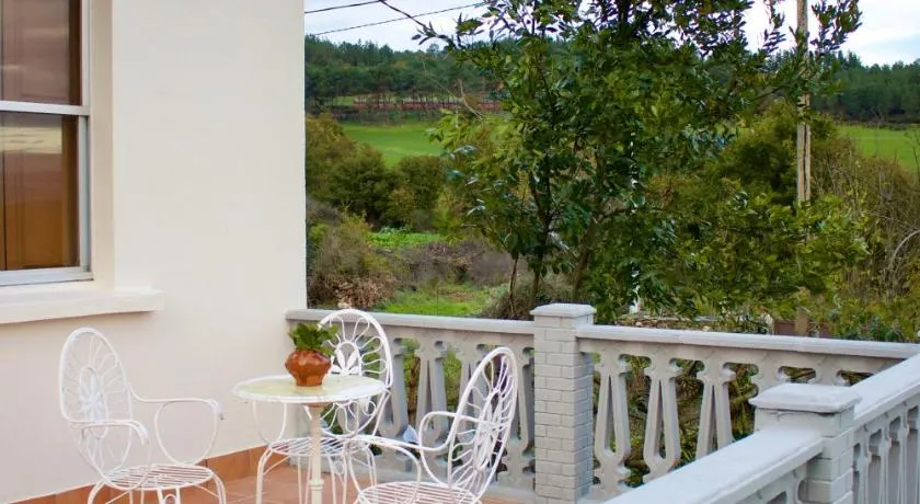 Casa con finca en Pol, Monforte de Lemos - Image 1
