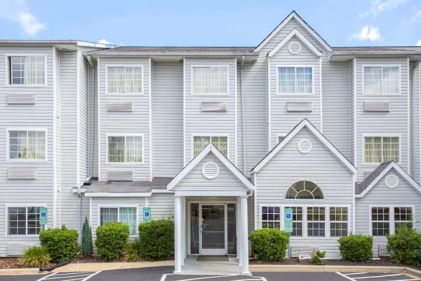 Microtel Inn & Suites by Wyndham Kannapolis/Concord - Image 1