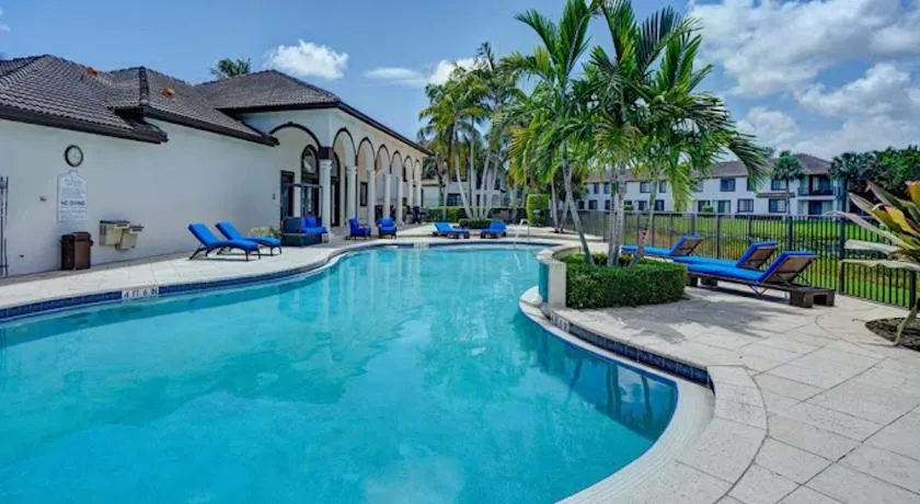 Newly Renovated Delray Beach Townhome - Image 1